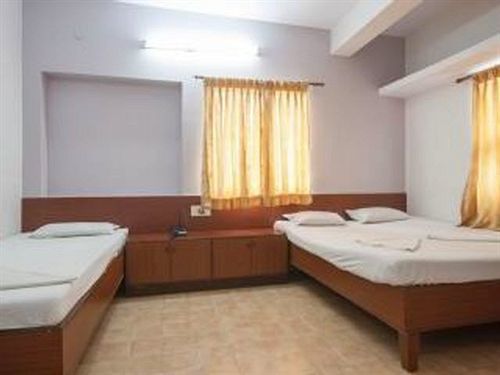 Hotel Ammu Palace Chennai Exterior photo