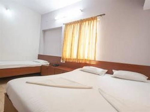 Hotel Ammu Palace Chennai Exterior photo