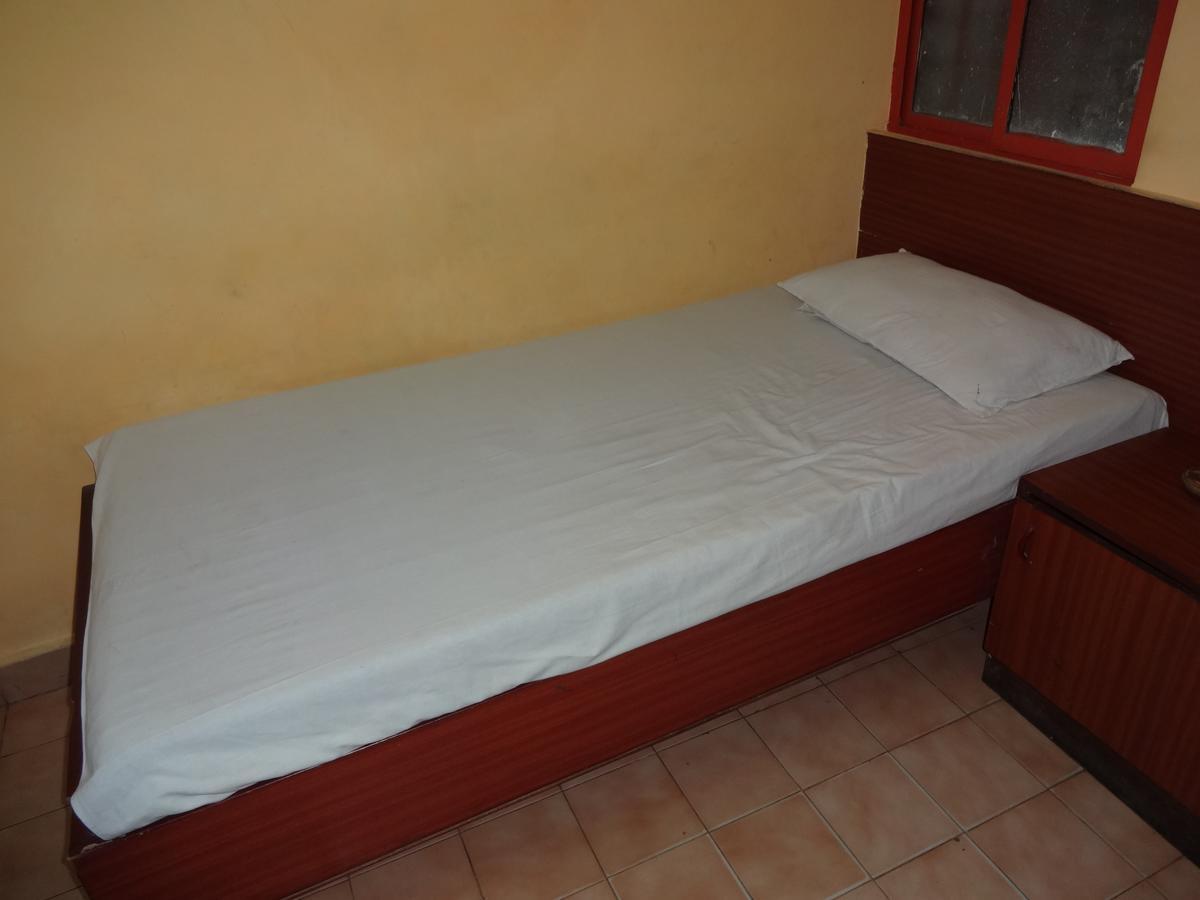 Hotel Ammu Palace Chennai Exterior photo