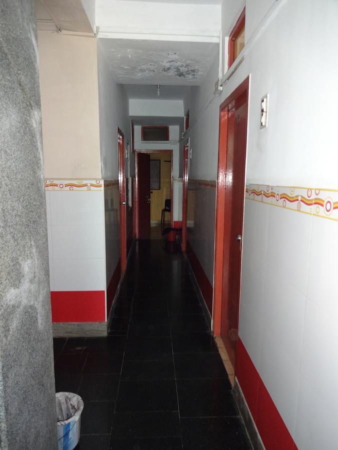 Hotel Ammu Palace Chennai Exterior photo